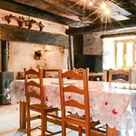 Two-Bedroom Holiday Home In St. Bressou