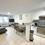 Modern One Bedroom Apartment In Cannes