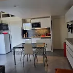 Duplex 44M² Avec Terrasse De 8M² Acces Direct Mer/Pisci/Parking Privatif Surveille