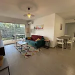 Appartement De Standing Pour 4 Pers Avec Jardin Et Piscine A 500M De La Plage - Fr-1-726-21