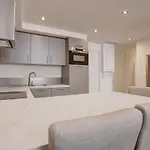 Jej1-Two Bedrooms Cannes Center