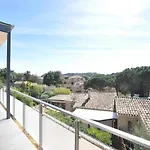 Lovely Home In Cavalaire-Sur-Mer With Kitchen