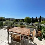 Cote D'Azur- Appartement Les Suites De Robinson