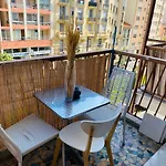 Magnifique Appartement 60M2 ,3 Pieces , Equipee,Tres Lumineux, 2 Minutes A Pied De La Plage