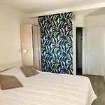 Mas Renove 4 Pers, Terrasse, Piscine, Proche Plages - Fr-1-726-4