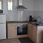 Appartement Neuf Et Independant Dans Rez-De-Villa