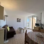 Centre Ste-Maxime, 2 Pieces, 5 Couchages, Climatisation, Garage - Fr-1-226-515