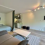 Bright Studio Just A Stone'S Throw From The Sea