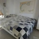 Studio Pieds Dans L'Eau Hyeres 1Er Etage