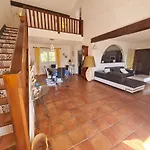 Villa 4 Pieces Avec Piscine Chauffee Et Vue Mer - Fr-1-226B-147