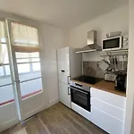 Beau T3 Proche Base Navale Et Ecoles Superieures
