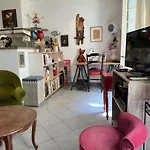 Bel Appartement Au Coeur De Sanary