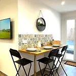 Antibes Centre, 3 Chambres, 2 Salles De Bain, Clim, Terrasse, Wifi