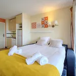 Immogroom - 2Br - Sea View - Swimming Pool - Terrace - Parking - Ac - Wifi