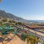 Magnifique 3P Climatise En Dernier Etage Avec Terrasse Face Mer, Proche Centre Menton - Fr-1-196-326