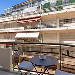 Cozy Renovated Apartment - Close To Martinez Hotel