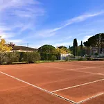 Studio Terrasse Piscine A Sainte-Maxime