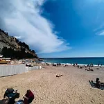 Cassis, Charmant Appart En Face De La Plage.