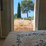 Villa Rima, Bas De Villa Vue Mer Avec Piscine A 200M Des Plages