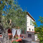 Beautiful Villa In A Peaceful Location In Nice