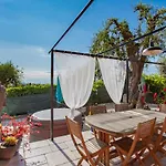 Beautiful Villa In A Peaceful Location In Nice