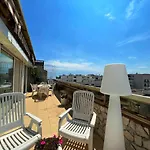 Colony Apartment With Parking, By Welcome To Cannes
