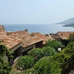 Grand Studio 35 M2 Avec Mezzanine Et Vue Mer