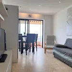 Vue Mer Imprenable, Appart Climatise, 4 Couchages, Parking, Le Lavandou - Fr-1-251-468