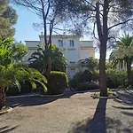 Eden Palladio Appt 2 Ch Front De Mer Acces Direct A La Plage