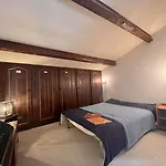 Appartement 2 Pieces Avec Mezzanine, Terrasse Et Parking, A 500M De La Plage - Frejus - Fr-1-226A-42