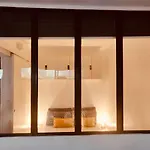 Mandelieu Grand Studio Avec Piscine Et Proche De La Mer