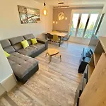 Appartement A Proximite Des Plages Et Commerces