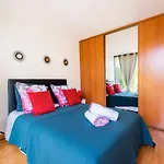 Cassis, Appartement 3 Chambres Avec Terrasse