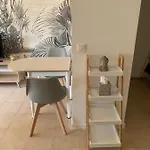 Joli Studio Avec Piscine