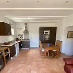 Jolie Maisonnette Avec Piscine