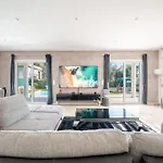 Villa Moderne Avec Piscine, Proche Mer