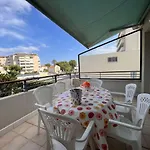 Appartement Lumineux A 1,5 Km De La Plage Avec 2 Terrasses - Frejus - Fr-1-226A-159