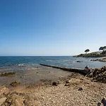 Holiday Home Le Mas Des Calanques By Interhome