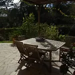 Appartement Tranquille Avec Jardin Et Piscine