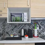 Gloria Maris Apartment
