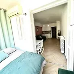 Appartement Rue Halevy A 2 Pas De La Plage
