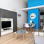Appartement Climatise 3 Pieces, 6 Couchages - Face A La Plage - Le Lavandou - Fr-1-251-510