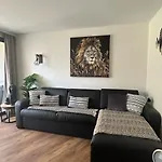 Appartement 2 Pieces Avec Piscine, Parking - 6 Couchages A Cannes - Fr-1-609-76