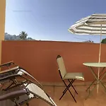 Location 3 Chambres Avec Piscine, Tennis Et Garage - Clim, Terrasse Et Proche Plage - Fr-1-100-279
