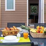 Le Palmier, Mobil-Home Sans Vis-A-Vis Idealement Situe Entre Mer Et Vignes
