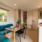 Le Cycas, Mobil-Home Neuf Avec Sa Vue Degagee Sur Les Vignes Et La Mer