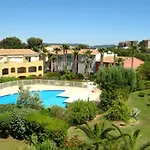 Superbe Appartement T3 Avec Terrasse Et Parking A Cavalaire-Sur-Mer - Fr-1-100-206