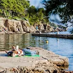 Appart Cocooning Proche Centre Avec Parking, Climatisation