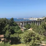 Maison 3 Ch 6 Pers Sanary Vue Dominante Mer - Plage A 400 M - Acces Piscine - Jardin - Wifi - Terrasse - Pergola Bioclimatique - Climatisation - Location Par Semaine Complete