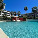 Air-Conditioned Studio With Pool St Laurent Du Var